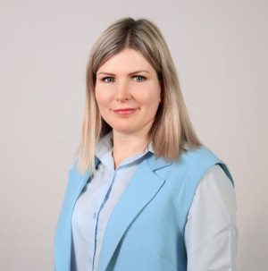 Воспитатель высшей категории Смотрова Юлия Валерьевна Воспитатель высшей категории Смотрова Юлия Валерьевна